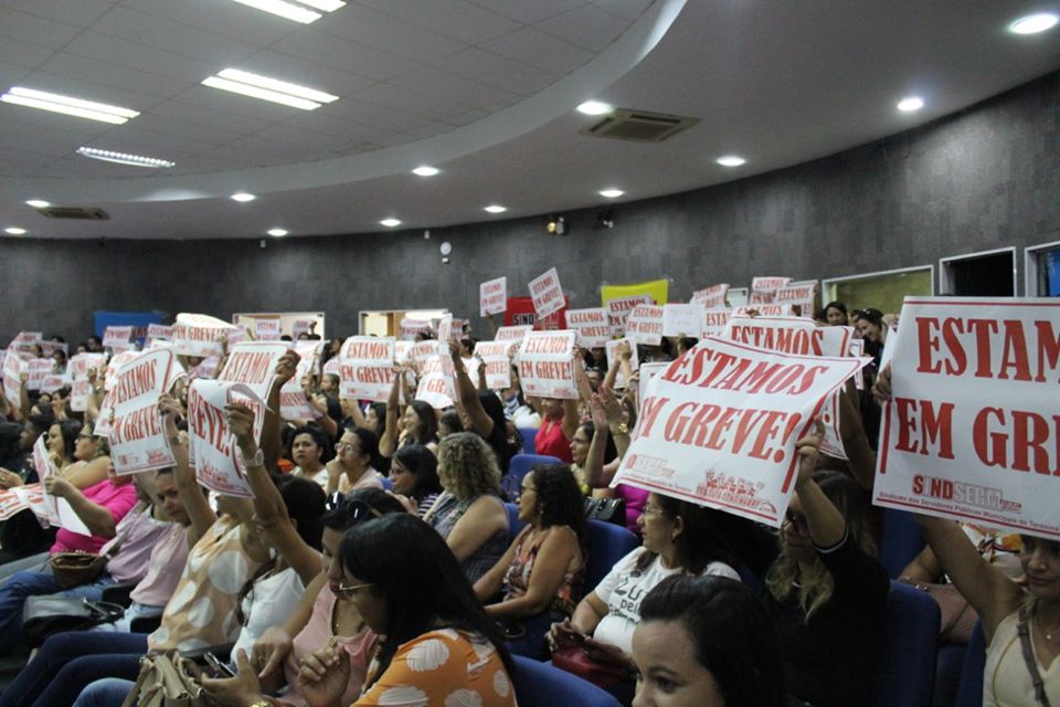 Sindserm em reunião